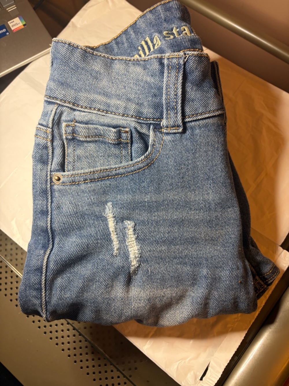 Vanilla Star Light Blue Distressed Skinny Jeans